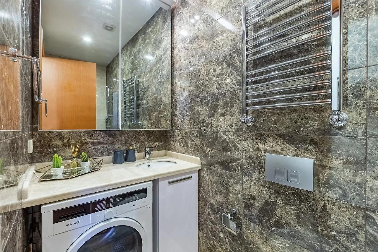 2 Bedroom Apartment In Umraniye Istanbul