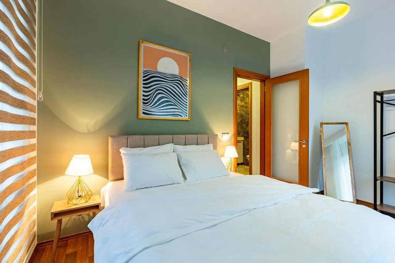 2 Bedroom Apartment In Umraniye